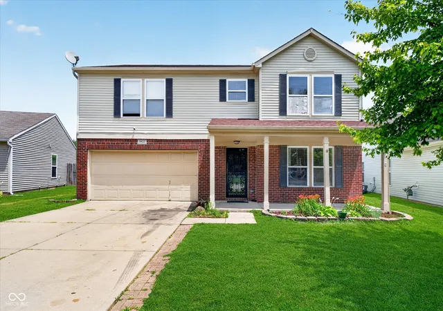 Photo 1 of Single family home for sale at 8422 Weathervane Ct, Indianapolis, IN 46239 | MLS# 22110261 | Listing updated on 2026-09-30