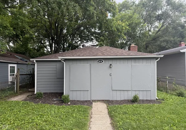 Single family home for sale at 1614 E Gimber St, Indianapolis, IN 46203 | MLS# 22110263