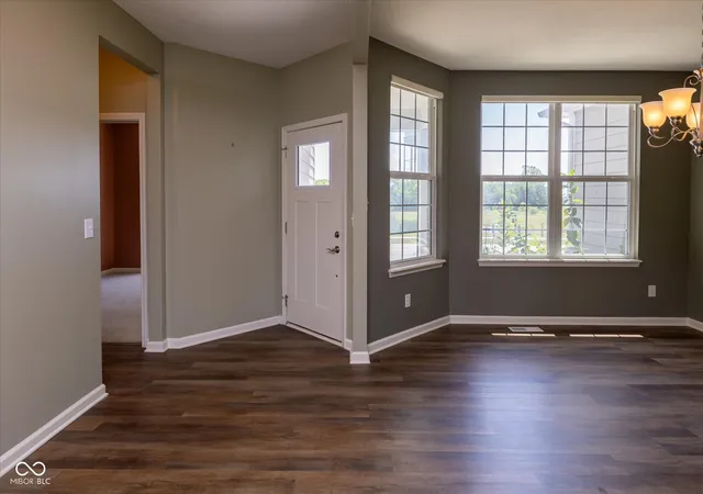 3rd image of 5208 Brighton Dr, Whitestown, IN 46075 | MLS# 22110272