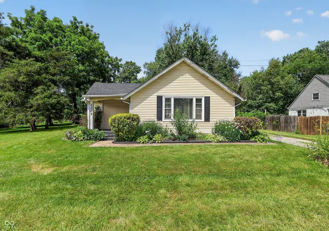 1st image of 2228 N Irwin St, Indianapolis, IN 46219 | MLS# 22110278