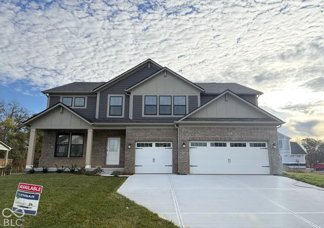 Photo 1 of Single family home for sale at 2423 Red Squirrel Way, Zionsville, IN 46077 | MLS# 22110311 | Listing updated on 2026-10-20