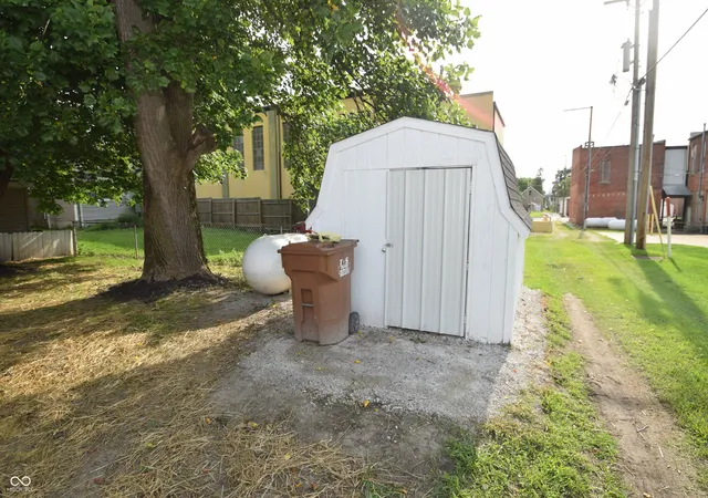 25th image of 104 S Madison St, Darlington, IN 47940 | MLS# 22110312