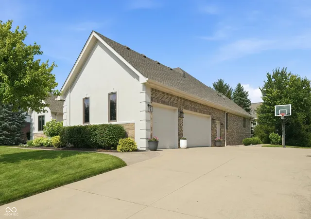 Homes for sale in Brownsburg, IN | 91 Oak Hill Dr, Brownsburg, IN 46112 | MLS# 22110315