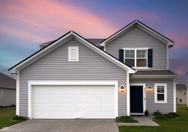 1st image of 4061 Sedgewick Ln, Columbus, IN 47201 | MLS# 22110320