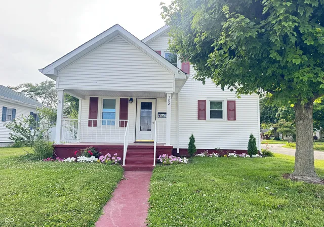 Homes for sale in Seymour, IN | 302 Schepman, Seymour, IN 47274 | MLS# 22110343