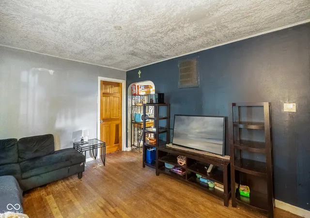 Photo 4 of Single family home for sale at 5607 Hardegan St, Indianapolis, IN 46227 | MLS# 22110369 | Listing updated on 2026-10-06