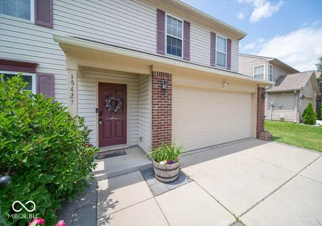 Homes for sale in Noblesville, IN | 15427 Outside Trl, Noblesville, IN 46060 | MLS# 22110372