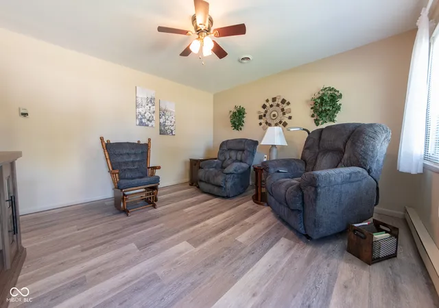 Photo 4 of Sale Pending at 2855 12th Street, Columbus, IN 47201 | MLS# 22110390 | Listing updated on 2026-09-08