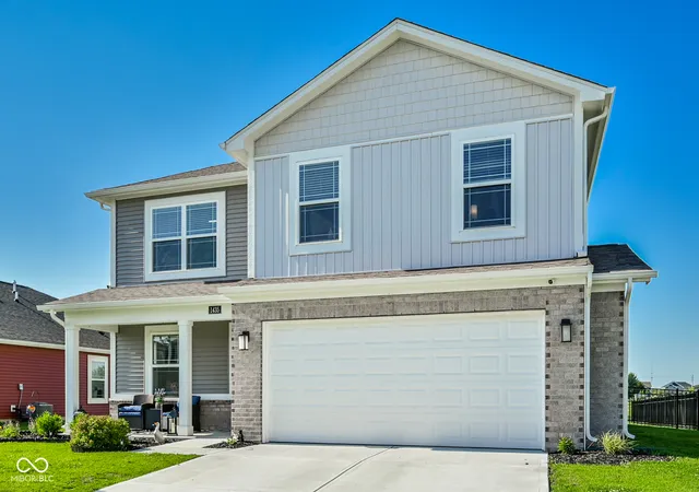 3rd image of 1435 Fleming Dr, Greenfield, IN 46140 | MLS# 22110391