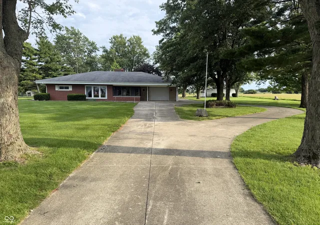Homes for sale in Middletown, IN | 3793 W Us Hwy 36, Middletown, IN 47356 | MLS# 22110402
