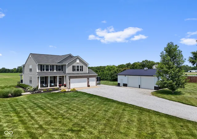 3rd image of 6412 Stein Rd, Greenwood, IN 46143 | MLS# 22110436