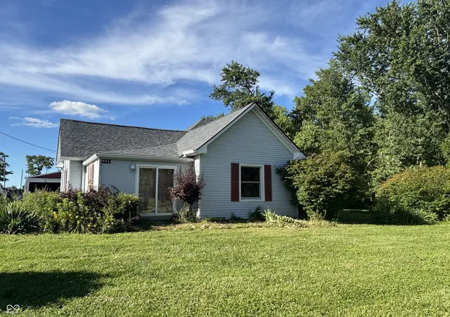 Homes for sale in Lizton, IN | 996 E 800 N, Lizton, IN 46149 | MLS# 22110444