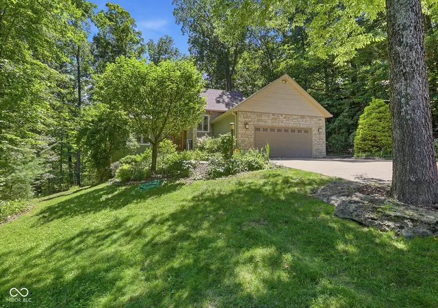 2nd image of 4618 N Chatham Dr, Bloomington, IN 47404 | MLS# 22110447