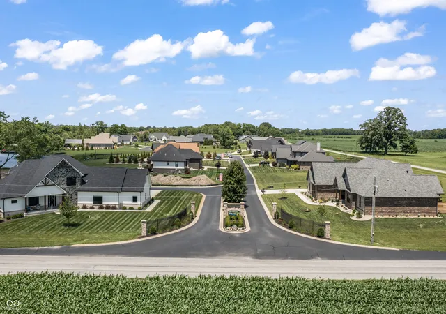 4th image of 7179 N Lakeshore Dr, Greenfield, IN 46140 | MLS# 22110454