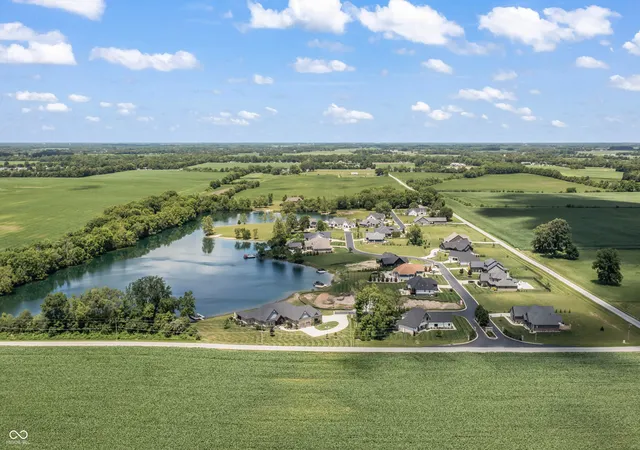 5th image of 7179 N Lakeshore Dr, Greenfield, IN 46140 | MLS# 22110454