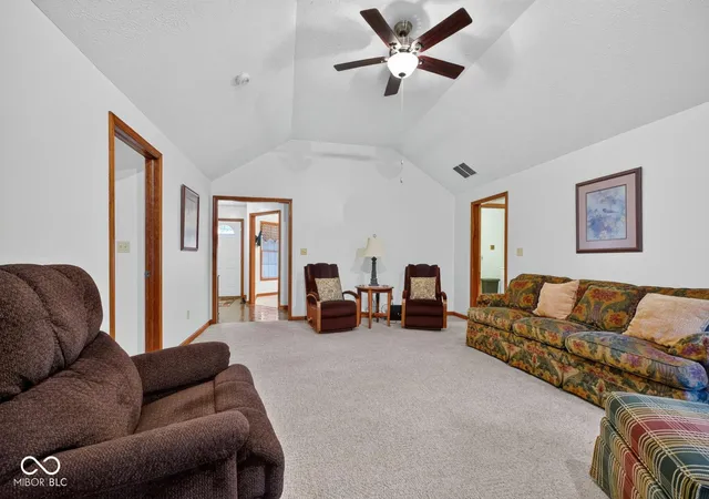 Homes for sale in Anderson, IN | 824 Westgate Dr, Anderson, IN 46012 | MLS# 22110483