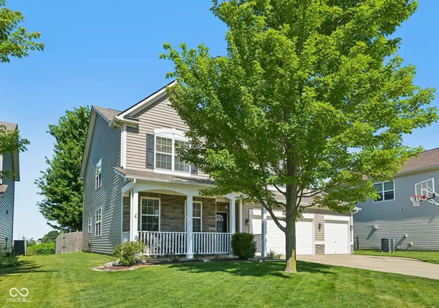 Homes for sale in Whitestown, IN | 3382 Firethorn Dr, Whitestown, IN 46075 | MLS# 22110487