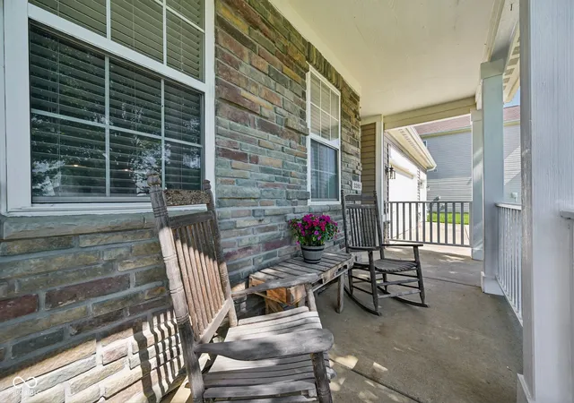 Homes for sale in Whitestown, IN | 3382 Firethorn Dr, Whitestown, IN 46075 | MLS# 22110487