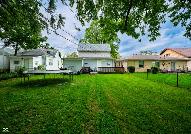 Photo 4 of Single family home for sale at 1916 Main St, Anderson, IN 46016 | MLS# 22110500 | Listing updated on 2026-09-08