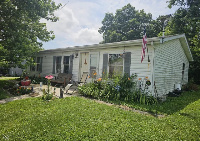 Photo 3 of Single family home for sale at 7903 Church, Coatesville, IN 46121 | MLS# 22110510 | Listing updated on 2026-08-14