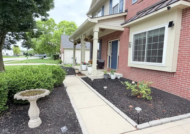 2nd image of 298 Pennswood Rd, Greenwood, IN 46142 | MLS# 22110511
