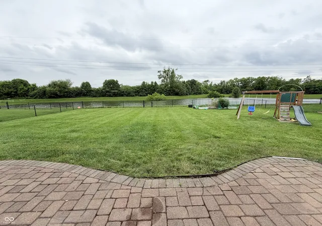 4th image of 298 Pennswood Rd, Greenwood, IN 46142 | MLS# 22110511