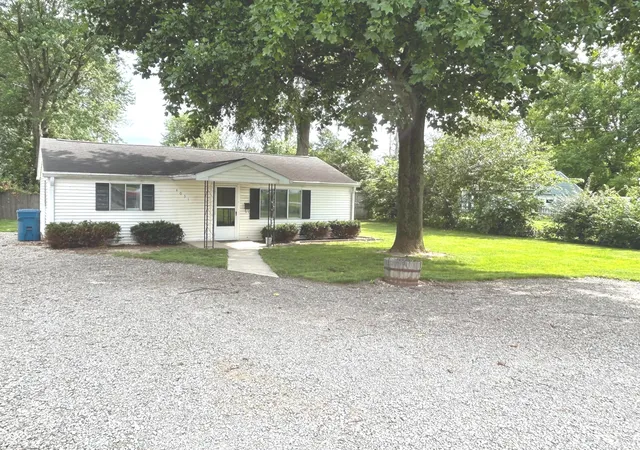 Photo 1 of Single family home for sale at 4031 W Michigan St, Indianapolis, IN 46222 | MLS# 22110526 | Listing updated on 2026-08-09