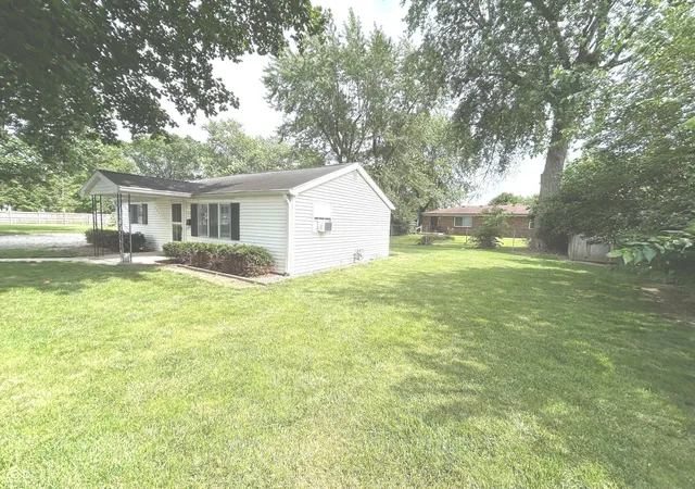 Photo 3 of Single family home for sale at 4031 W Michigan St, Indianapolis, IN 46222 | MLS# 22110526 | Listing updated on 2026-08-09