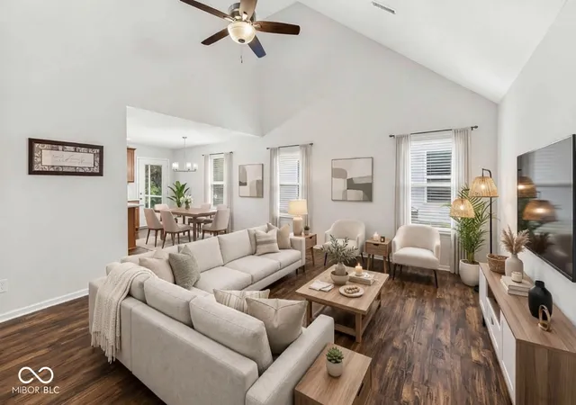 2nd image of 11724 Whisperwood Wy #39B, Fishers, IN 46037 | MLS# 22110529