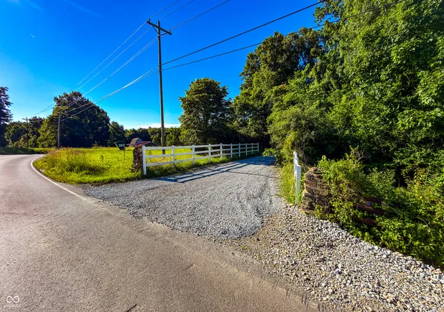 1st image of 1 Beech Tree Rd, Nineveh, IN 46164 | MLS# 22110530