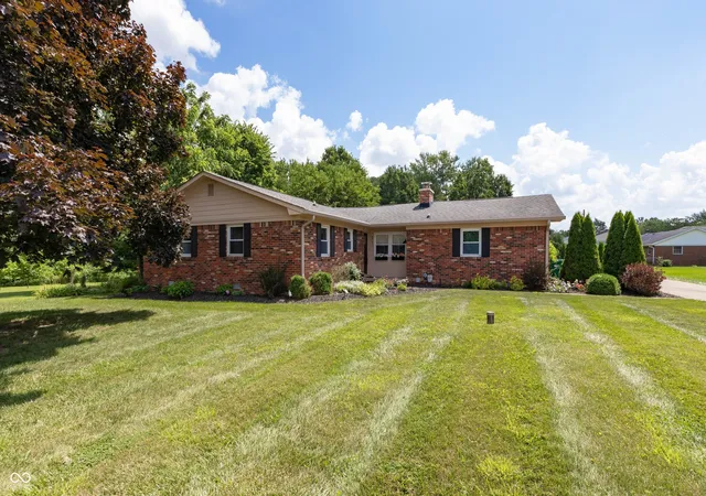 Homes for sale in Brownsburg, IN | 4745 N County Road 575 E, Brownsburg, IN 46112 | MLS# 22110540
