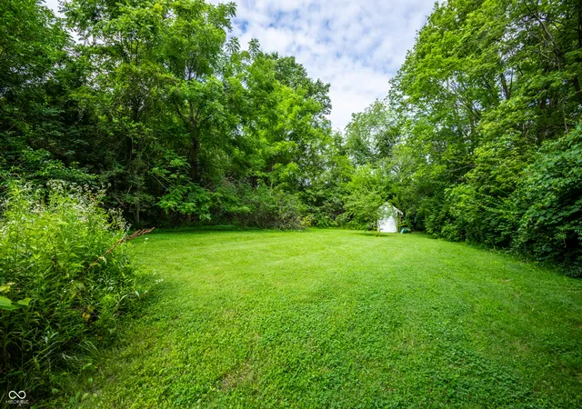 Homes for sale in Muncie, IN | 1721 E County Road 400 S, Muncie, IN 47302 | MLS# 22110543
