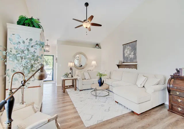 3rd image of 1451 Colony Park, Greenwood, IN 46143 | MLS# 22110565