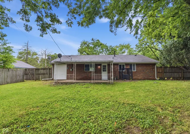 Homes for sale in Indianapolis, IN | 3417 Luewan Dr, Indianapolis, IN 46235 | MLS# 22110572
