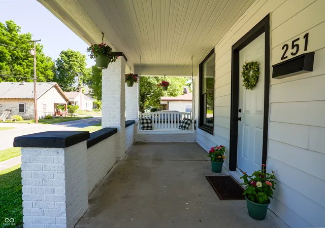 Homes for sale in Plainfield, IN | 251 S Avon Ave, Plainfield, IN 46168 | MLS# 22110580