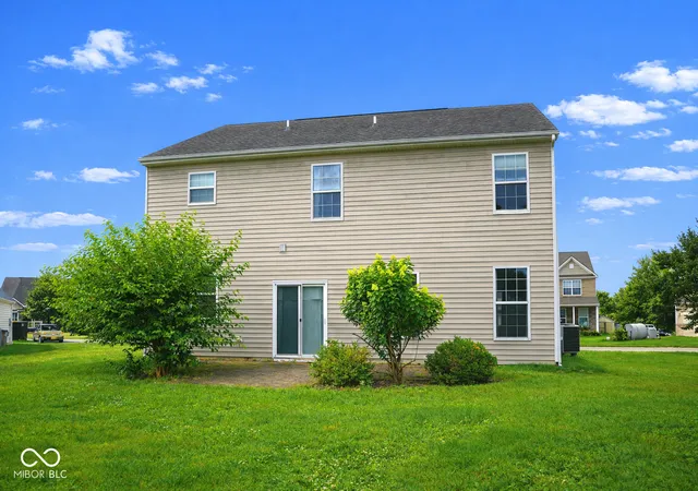 46th image of 3325 Lake Stream Dr, Columbus, IN 47201 | MLS# 22110591
