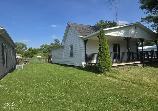 3rd image of 11718 S Reed St, Clinton, IN 47842 | MLS# 22110594