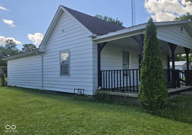 4th image of 11718 S Reed St, Clinton, IN 47842 | MLS# 22110594