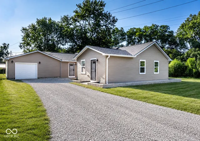 1st image of 1023 Collier St, Indianapolis, IN 46241 | MLS# 22110605