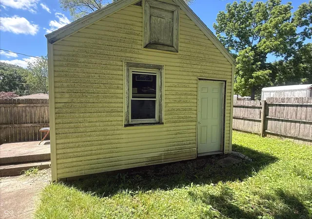 4th image of 1314 Fairfax St, Anderson, IN 46012 | MLS# 22110606