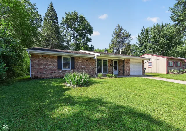 Photo 2 of Sale Pending at 8707 Elmonte Dr, Indianapolis, IN 46226 | MLS# 22110620 | Listing updated on 2026-09-12