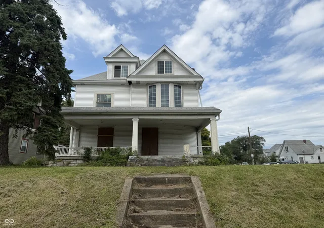 Photo 1 of Single family home for sale at 2854 N Illinois St, Indianapolis, IN 46208 | MLS# 22110626 | Listing updated on 2026-06-26