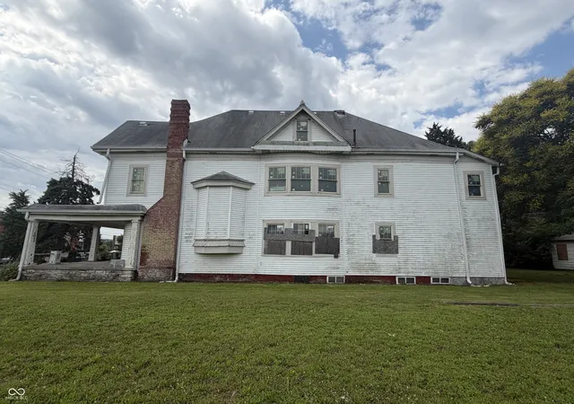 Photo 4 of Single family home for sale at 2854 N Illinois St, Indianapolis, IN 46208 | MLS# 22110626 | Listing updated on 2026-06-26