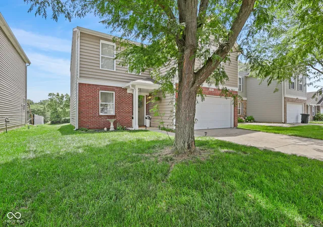 4th image of 741 Wheatgrass Dr, Greenwood, IN 46143 | MLS# 22110627