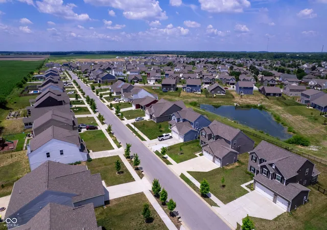 39th image of 1233 Pegasus Dr, Franklin, IN 46131 | MLS# 22110629