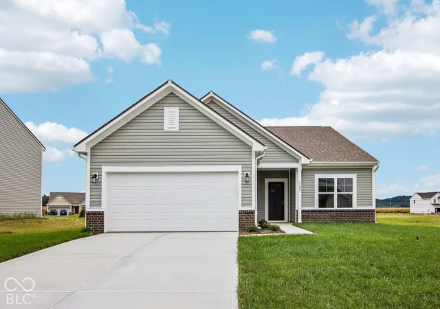 Single family home for sale at 1725 E Hanna Dr, Martinsville, IN 46151 | MLS# 22110657