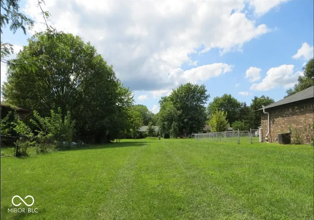 Photo 3 of Land for sale at 614 S Grant St, Brownsburg, IN 46112 | MLS# 22110670 | Listing updated on 2026-09-08