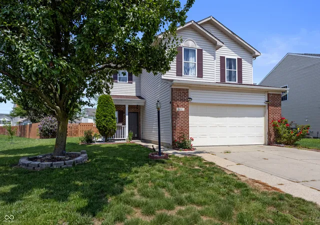 1st image of 3087 Rolling Knoll Ln, Columbus, IN 47201 | MLS# 22110674