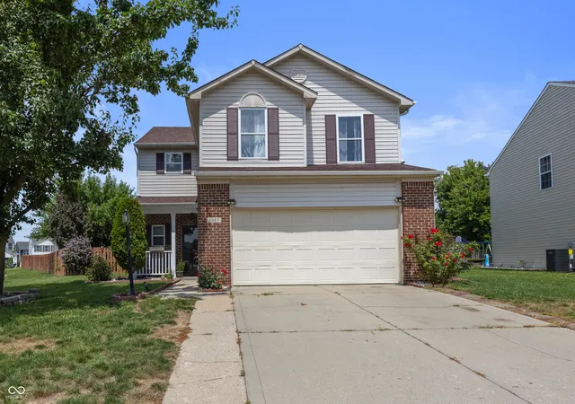 3rd image of 3087 Rolling Knoll Ln, Columbus, IN 47201 | MLS# 22110674