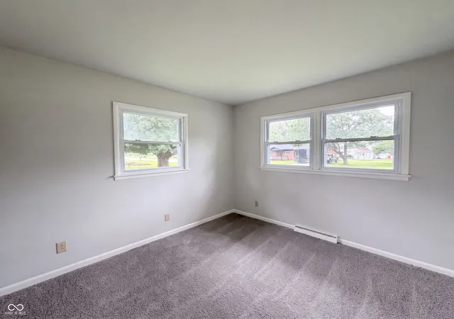 4th image of 902 W Highland Dr, Shelbyville, IN 46176 | MLS# 22110678